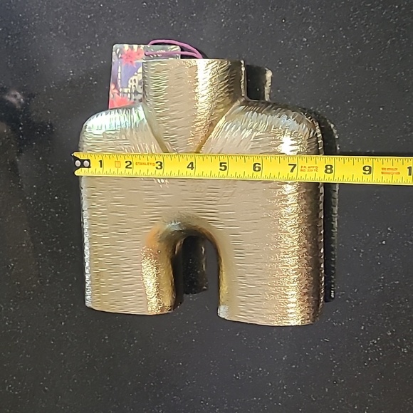 Metal Vase - Picture 8 of 10